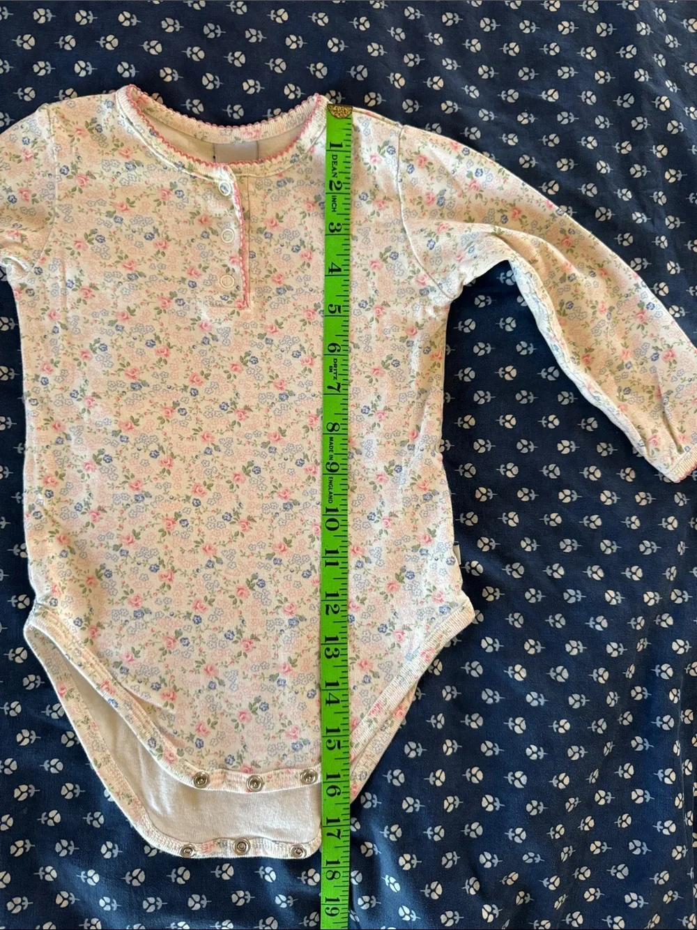 Vintage 2000s OshKosh B'gosh Floral Long-Sleeve Baby One-Piece